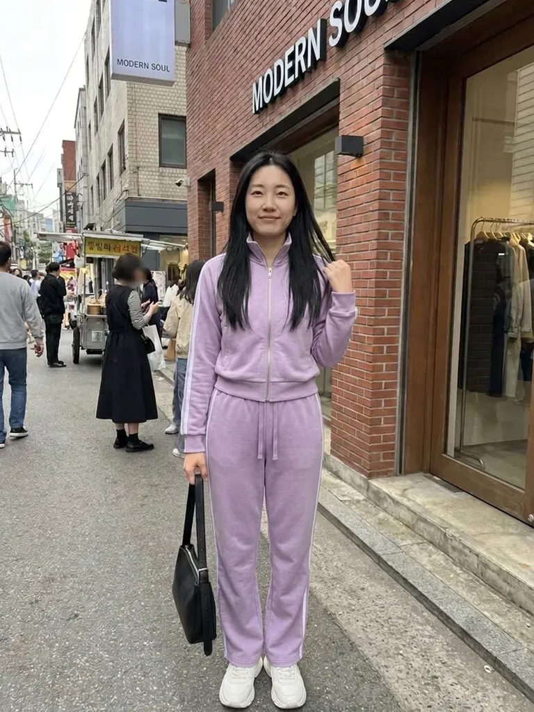 AI clothes changer: change the outfit in your photo